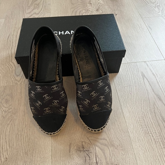 Chanel Black Mesh CC Logo Espadrilles Sz. EU 38 - Picture 2 of 9